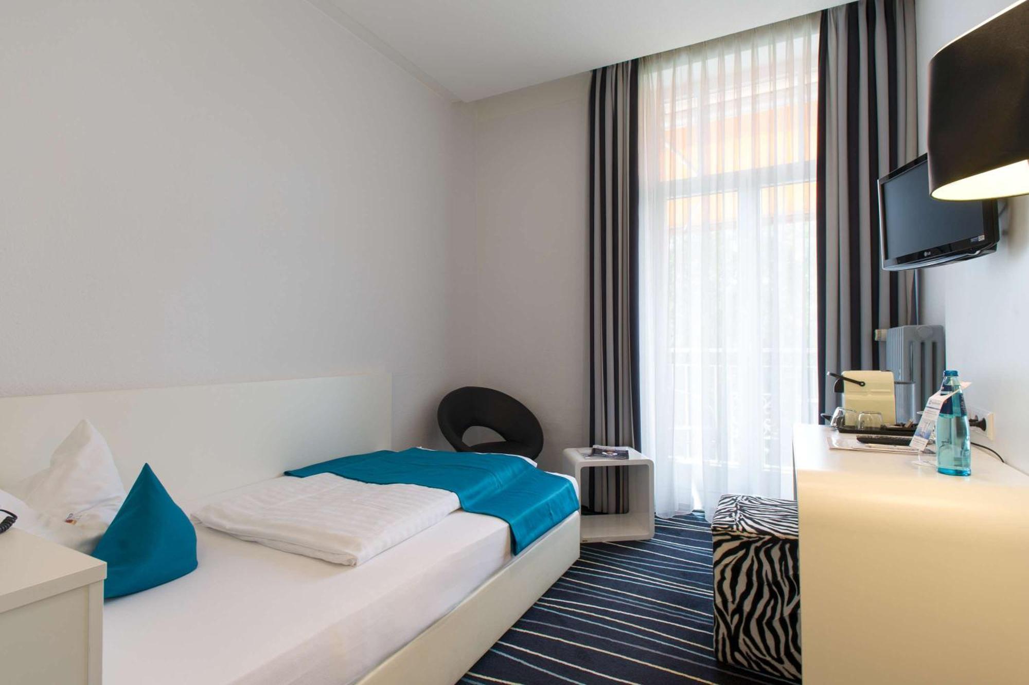 Sure Hotel By Best Western Bad Durrheim Esterno foto