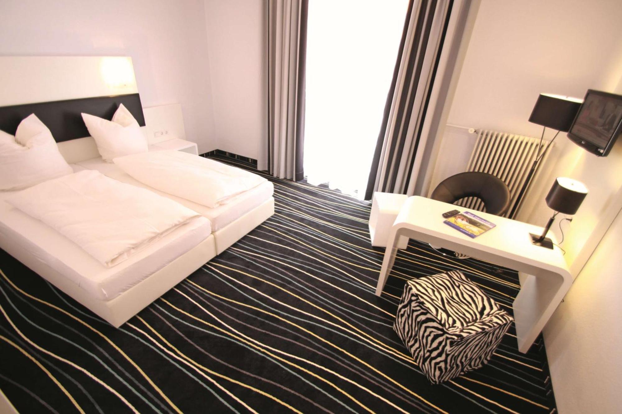 Sure Hotel By Best Western Bad Durrheim Esterno foto